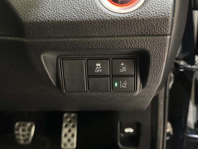 HONDA CIVIC HATCHBACK 2018 Image 31