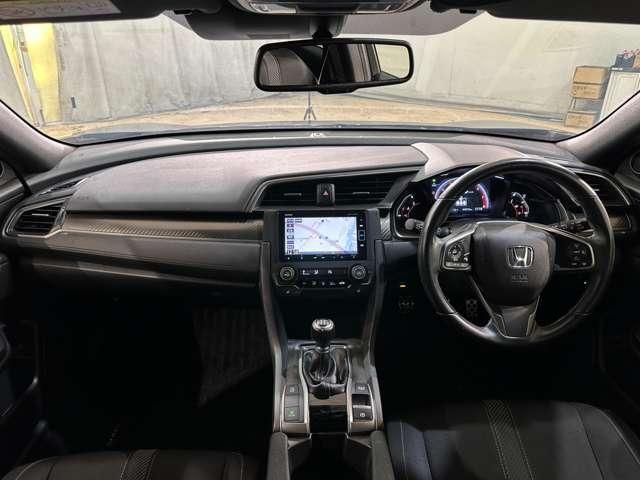 HONDA CIVIC HATCHBACK 2018 Image 31