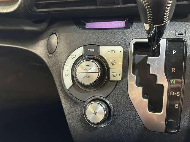 TOYOTA SIENTA 2015 Image 31