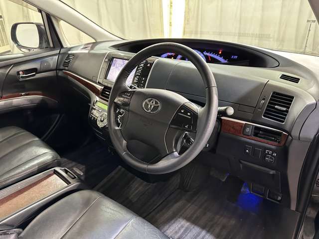 TOYOTA ESTIMA 2013 Image 31