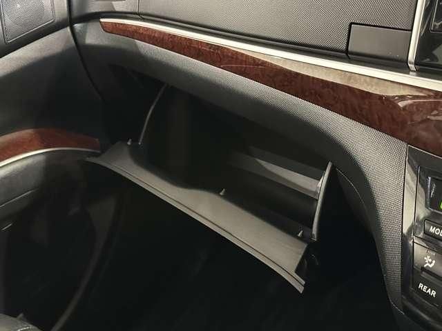 TOYOTA ESTIMA 2013 Image 31