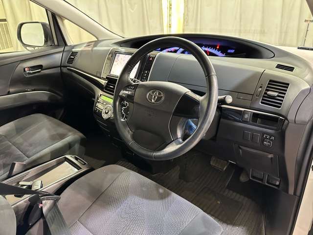 TOYOTA ESTIMA 2013 Image 31