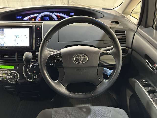 TOYOTA ESTIMA 2013 Image 31