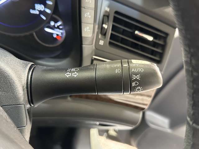 NISSAN FUGA 2013 Image 31