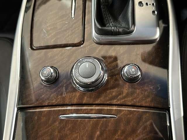 NISSAN FUGA 2013 Image 31