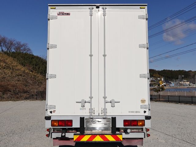 NISSAN DIESEL QUON 2015 Image 31