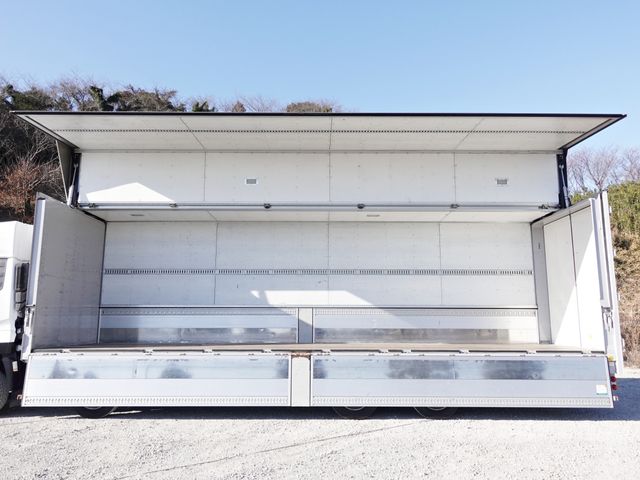 NISSAN DIESEL QUON 2015 Image 31