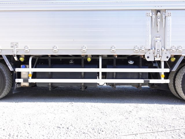 NISSAN DIESEL QUON 2015 Image 31