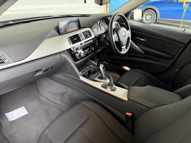 BMW 3SERIES TOURING 2017 Image 31