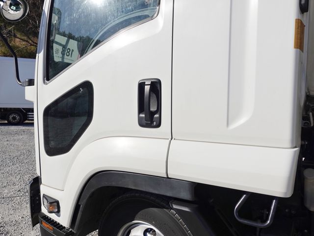 ISUZU FORWARD 2018 Image 31