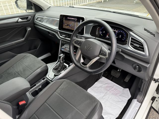 VOLKSWAGEN T-ROC 2022 Image 31