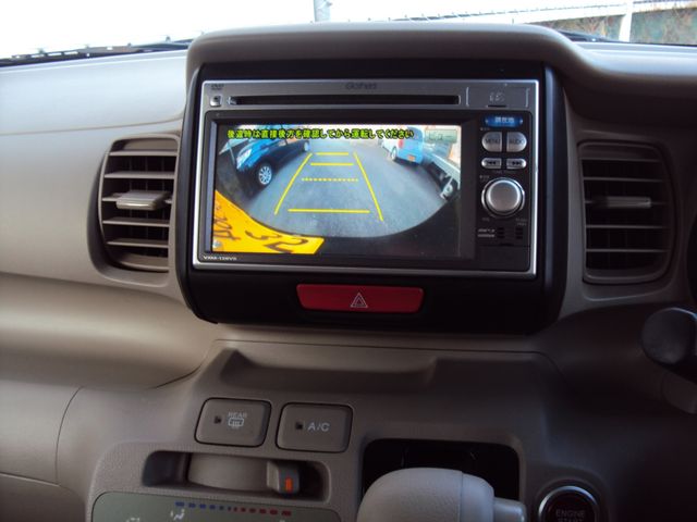 HONDA N BOX 2012 Image 31