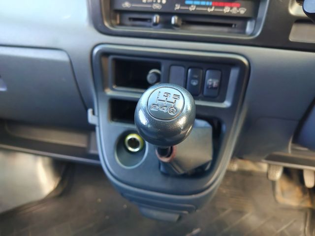 DAIHATSU HIJET CARGO 2015 Image 31