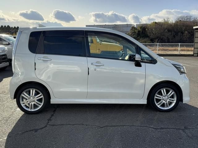 DAIHATSU MOVE CUSTOM 2013 Image 31