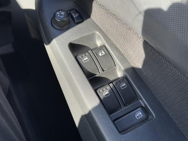 DAIHATSU MOVE CUSTOM 2013 Image 31