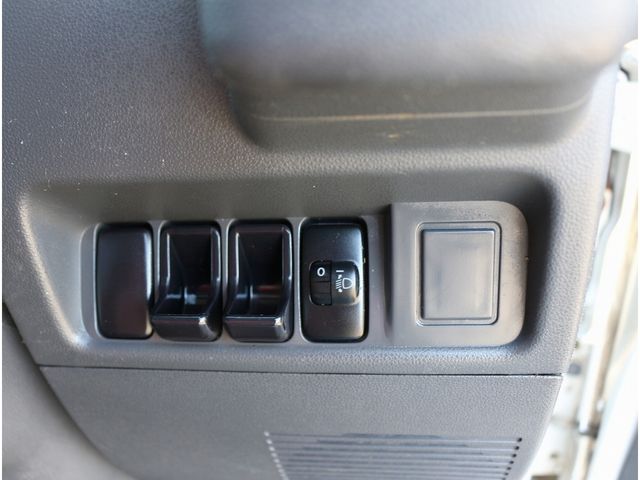 TOYOTA PIXIS TRUCK 2012 Image 31