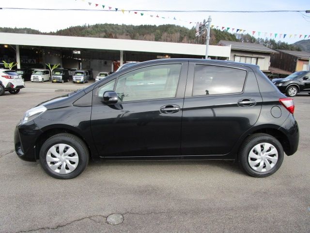 TOYOTA VITZ  4WD 2018 Image 31