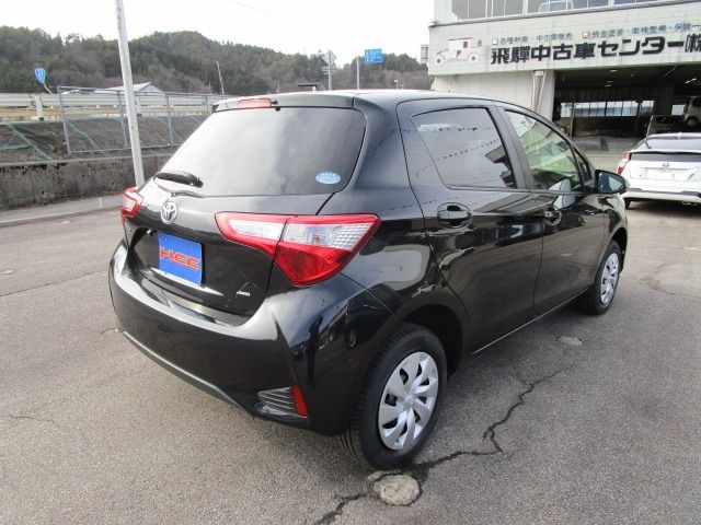 TOYOTA VITZ  4WD 2018 Image 31