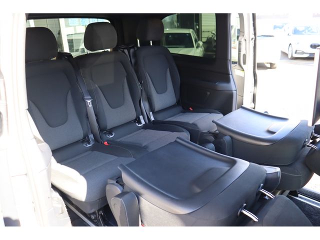 MERCEDES BENZ V CLAS 2018 Image 31