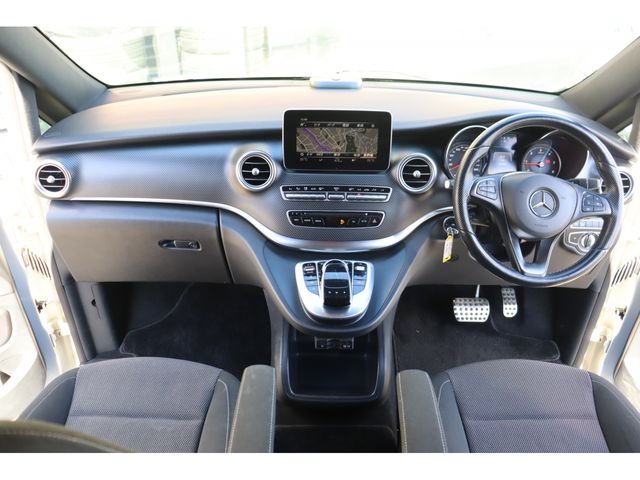MERCEDES BENZ V CLAS 2018 Image 31