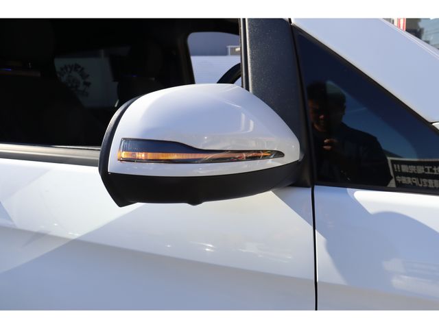 MERCEDES BENZ V CLAS 2018 Image 31