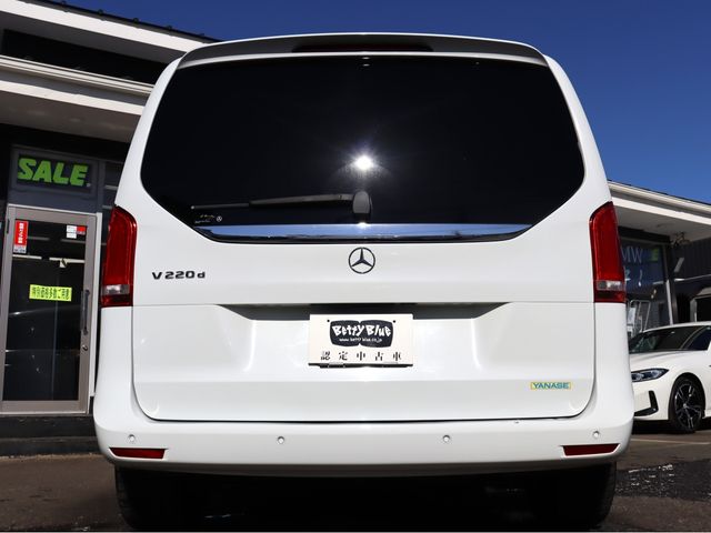 MERCEDES BENZ V CLAS 2018 Image 31