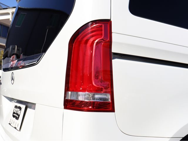 MERCEDES BENZ V CLAS 2018 Image 31