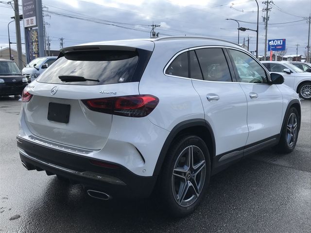 MERCEDES BENZ GLA CL 2021 Image 31