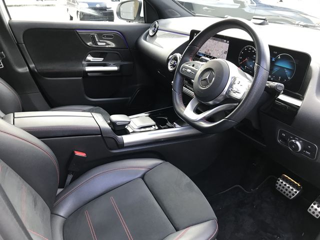 MERCEDES BENZ GLA CL 2021 Image 31