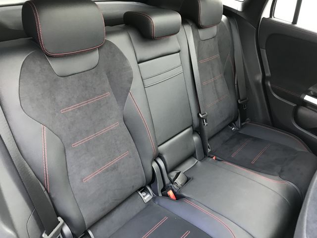 MERCEDES BENZ GLA CL 2021 Image 31