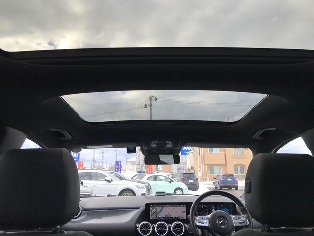 MERCEDES BENZ GLA CL 2021 Image 31