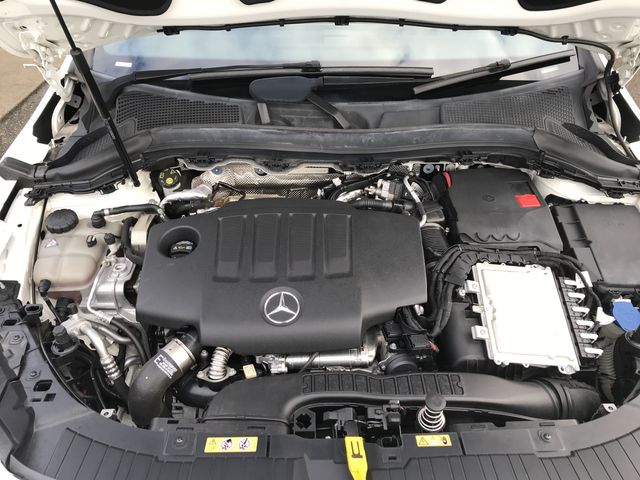 MERCEDES BENZ GLA CL 2021 Image 31