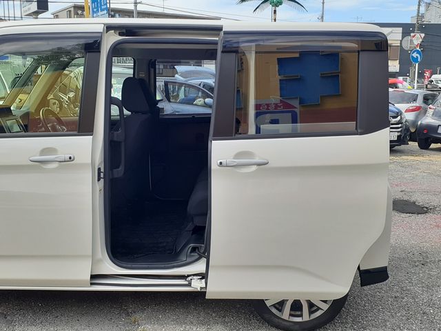 TOYOTA TANK 2019 Image 31