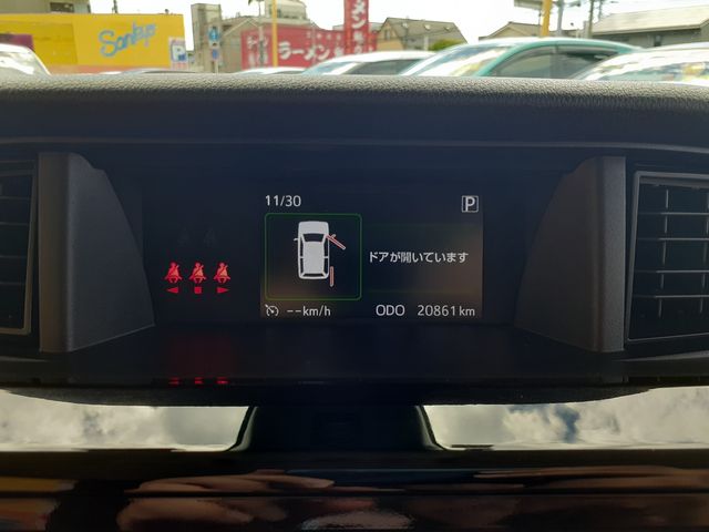 TOYOTA TANK 2019 Image 31