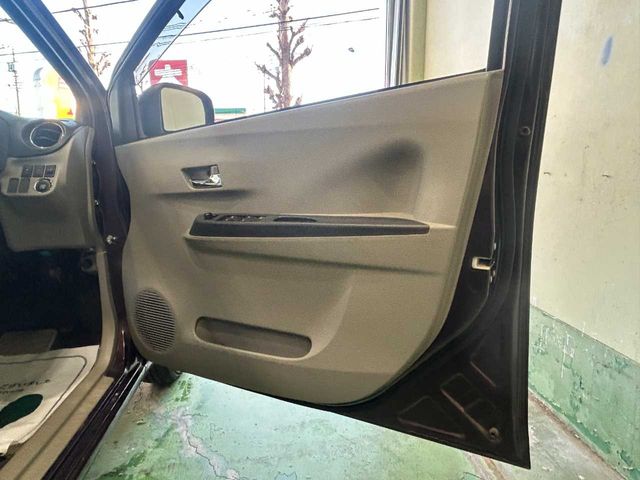 TOYOTA PIXIS EPOCH 2013 Image 31