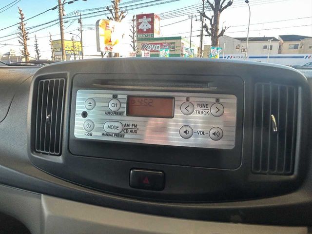 TOYOTA PIXIS EPOCH 2013 Image 31