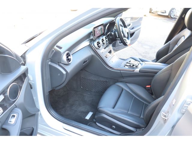 MERCEDES BENZ C CLAS 2020 Image 31