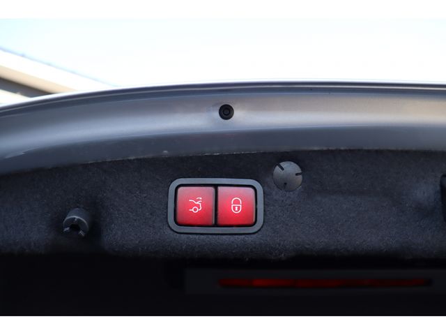 MERCEDES BENZ C CLAS 2020 Image 31