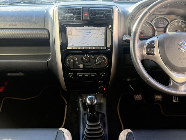 SUZUKI JIMNY 4WD 2017 Image 31