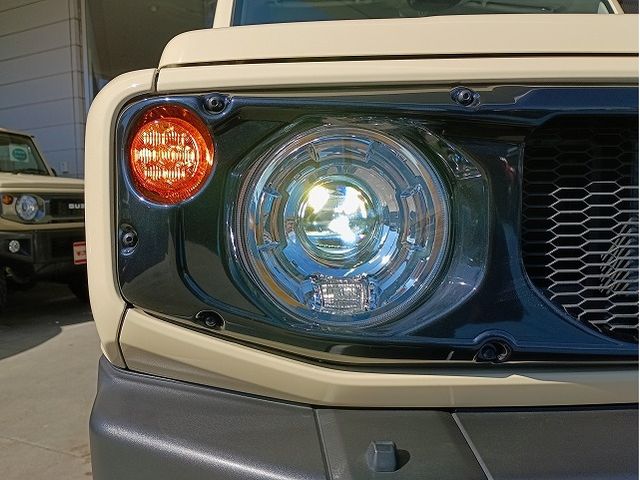 SUZUKI JIMNY 4WD 2020 Image 31