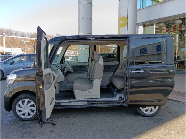 DAIHATSU TANTO 2017 Image 31