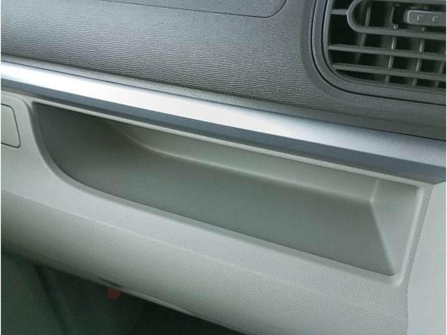 DAIHATSU TANTO 2017 Image 31