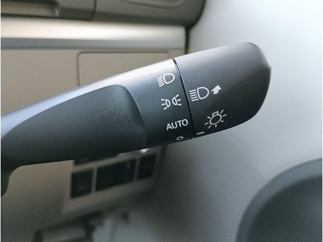 DAIHATSU TANTO 2017 Image 31