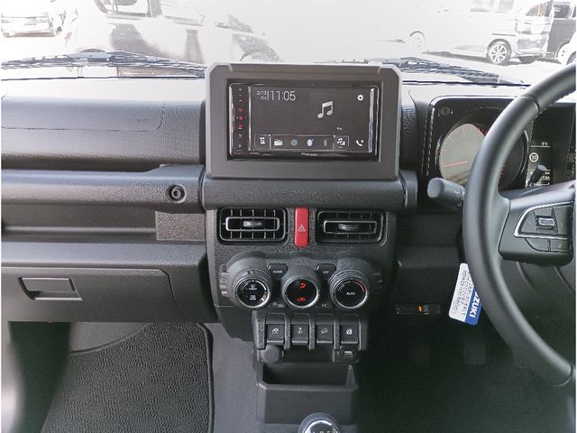 SUZUKI JIMNY 4WD 2021 Image 31