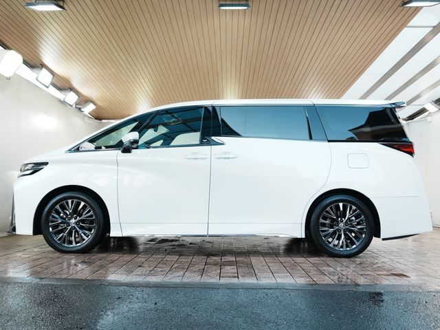 TOYOTA VELLFIRE  HYBRID 2025 Image 31