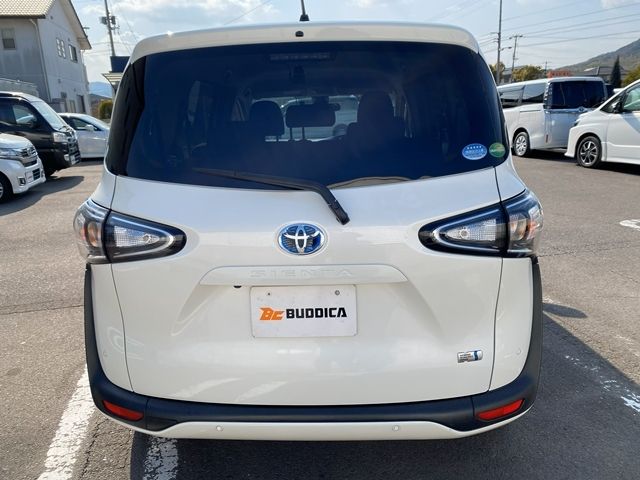 TOYOTA SIENTA HYBRID 2021 Image 31