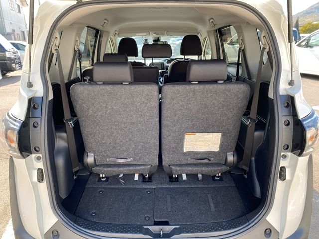 TOYOTA SIENTA HYBRID 2021 Image 31