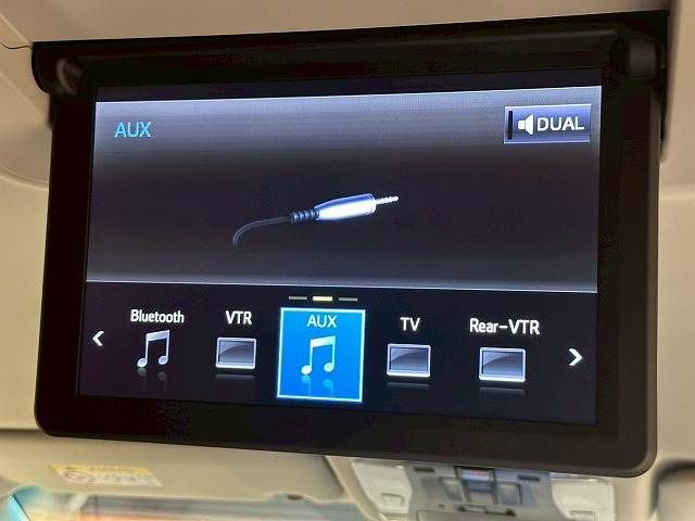 TOYOTA VELLFIRE 2018 Image 31