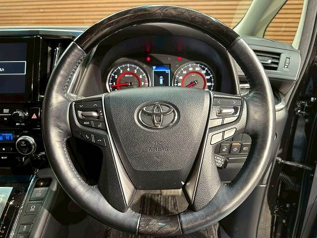 TOYOTA VELLFIRE 2018 Image 31