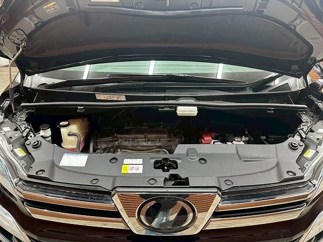 TOYOTA VELLFIRE 2018 Image 31